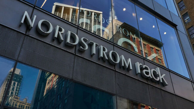 Nordstrom Rack is selling a 'beautiful' $195 Fossil watch for 41% off, and shoppers say it's 'versatile'