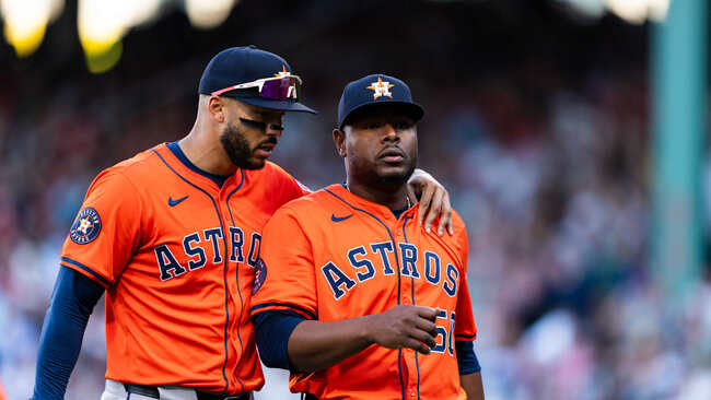 Astros fans are really reaching to redeem Carlos Correa from sign-stealing scandal