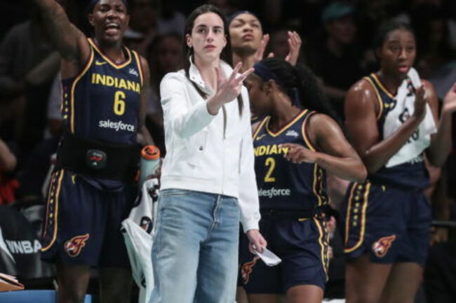 WNBA Legend Voices Solidarity With Caitlin Clark’s Dissatisfied Teammate