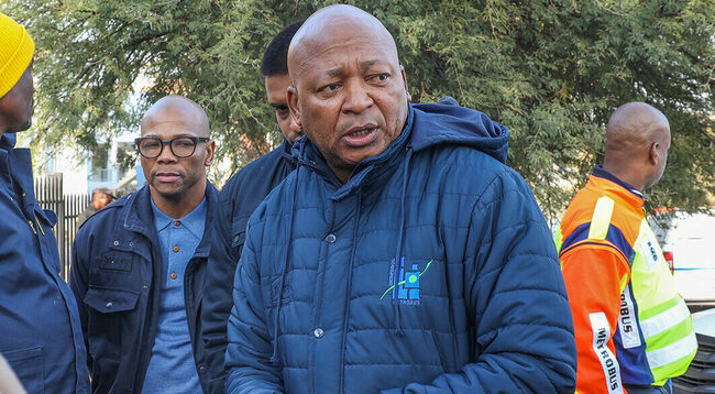 Kunene should keep quiet 