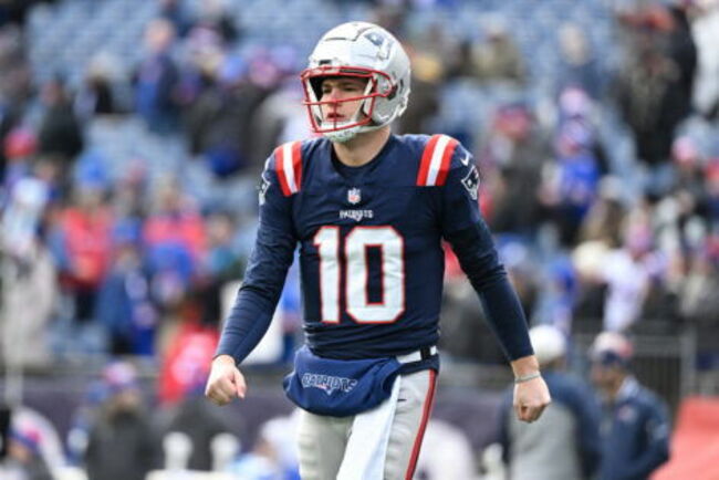 Drake Maye’s Struggles Ring Alarm Bells for Patriots After QB Makes Things Worse at Practice