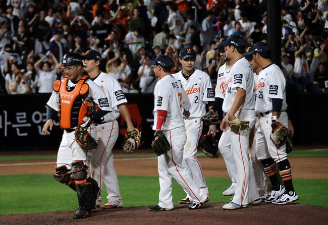 Eagles set KBO single-season sellout record