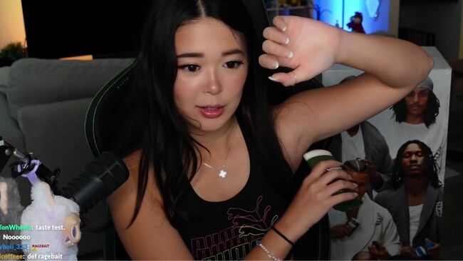 "I don't stink!": ExtraEmily seemingly upset after AMP Agent 00 sends her several deodorants