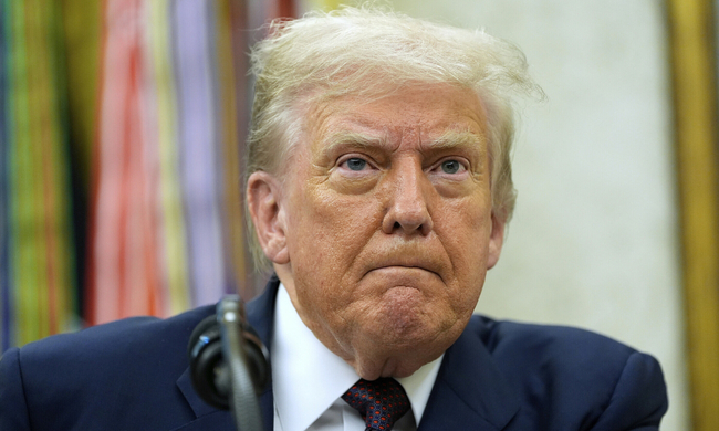 Hoàn thuế ra sao nếu ông Trump thua kiện tại Tòa án Tối cao?