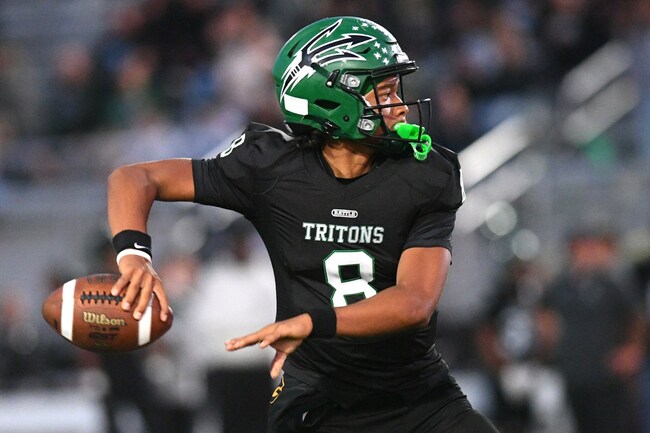 Pacifica football looks unstoppable in win over Newbury Park