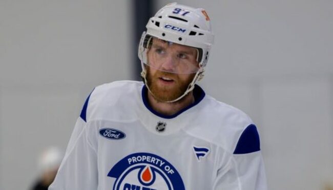 Connor McDavid Sends Strong Message Against Edmonton Oilers Stars Stuck in Confusion
