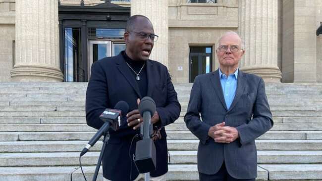 Former Blue Bomber jumps into Manitoba Liberal leadership race