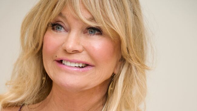 Goldie Hawn, 79, sizzles in chic, strappy swimsuit for celebratory beach photo with son