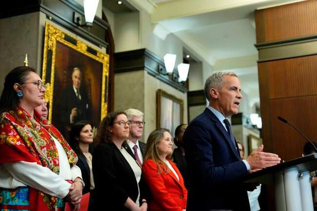 Liberal MPs meet in Edmonton to talk fall session, major projects