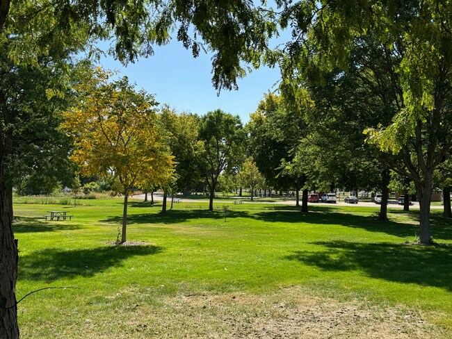 Sunshine with a high around 85 today in Sterling