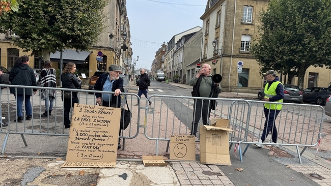 "Bloquons tout": A ville grousse Stied a Frankräich gouf manifestéiert