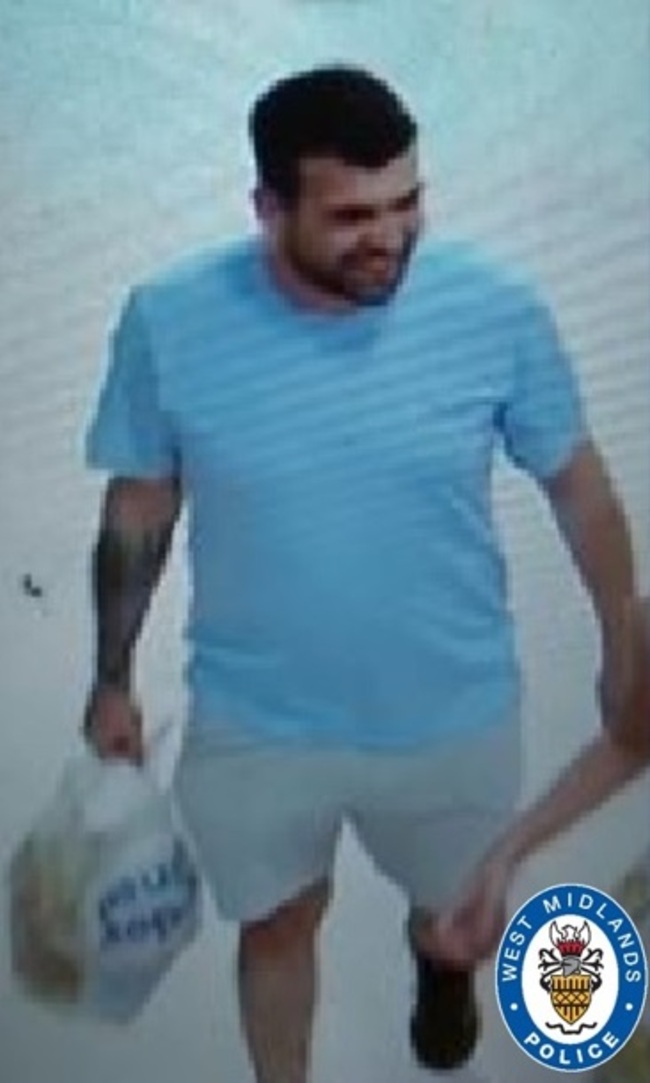 Man behaving badly in Stourbridge town centre being sought by police