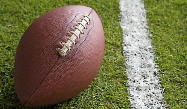 Prep football: Forest Lake rolls East Ridge