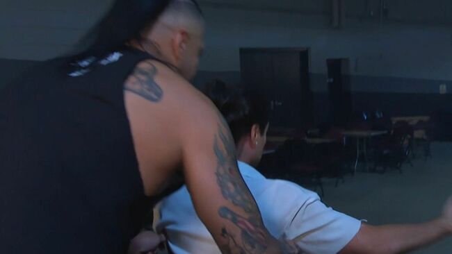 Damian Priest Attacks Injured WWE Star on SmackDown After Huge Mistake