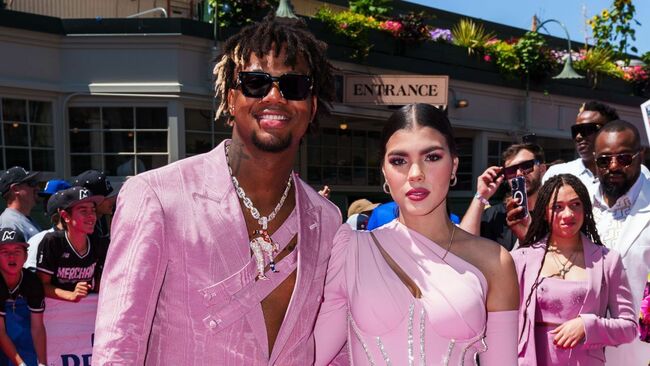 Ronald Acuña Jr.’s wife Maria Laborde joins Braves superstar for a swim donning black bikini in tropical waters