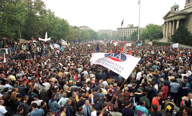 Četvrt veka od petooktobarskih demonstracija koje su dovele do svrgavanja režima Slobodana Miloševića