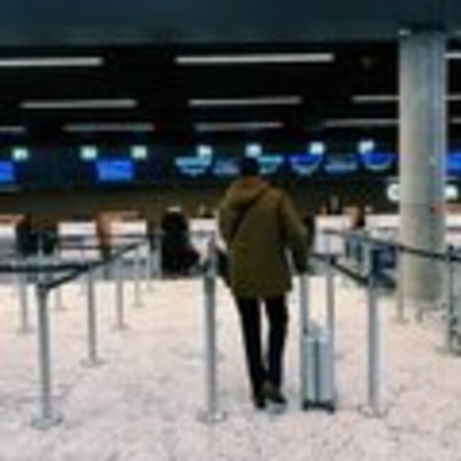 Erdvė virš Vilniaus oro uosto naktį buvo uždaryta dėl kontrabandinių balionų