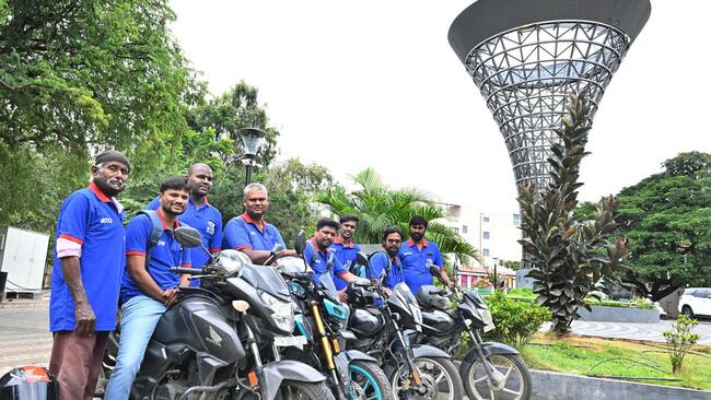 Coimbatore’s Kovai Delivery Boys team launches an app to ring in 10 year celebrations