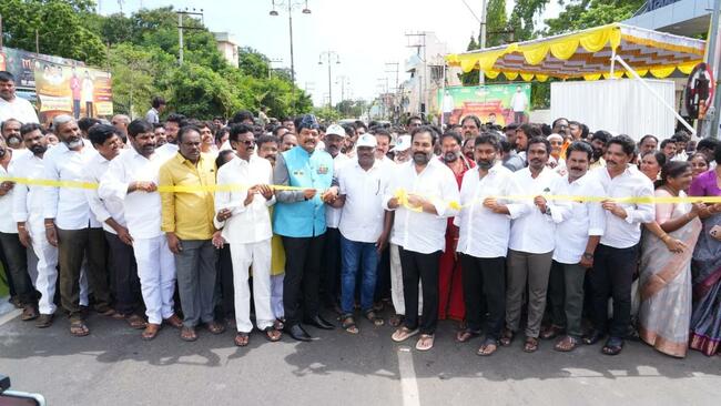 Kargil war veteran inaugurates Podalakur road in Nellore