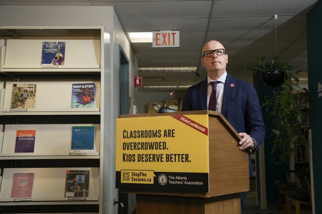 Alberta teachers say strike is about fixing the crisis, Smith says province wants to bargain