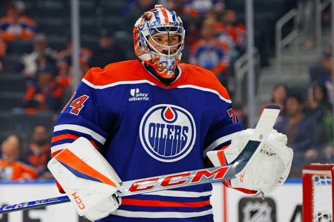 Oilers fans rip Stuart Skinner for goaltending blunder that wiped 3-0 lead vs. Flames : "Did he have a stroke?"