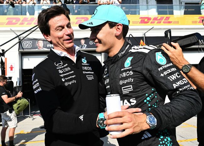 Toto Wolff shares George Russell's contract update as Mercedes driver wins F1 Singapore GP