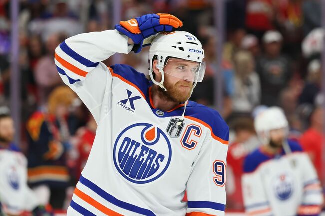 Chris Pronger gives his honest opinion on Connor McDavid's team-friendly 2-year, $25 million Oilers contract extension