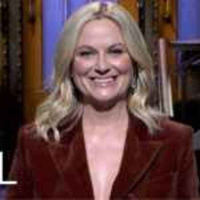 SNL Features Parks & Rec Reunion, White House Jabs & Charli xcx Shading Taylor Swift?