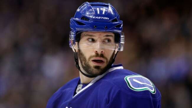 Michigan police won't comment after former NHLer Kesler charged with criminal sexual conduct