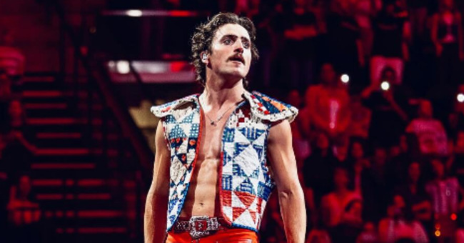 Benson Boone Flexes His Way to Heartthrob Status—And We’re All Here for It