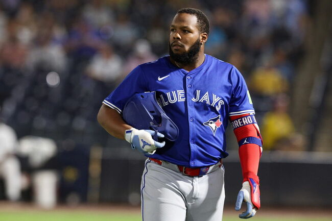 Vladimir Guerrero Jr. Shakes Off Blue Jays’ World Series Heartbreak With Joyful Cancun Getaway With Family