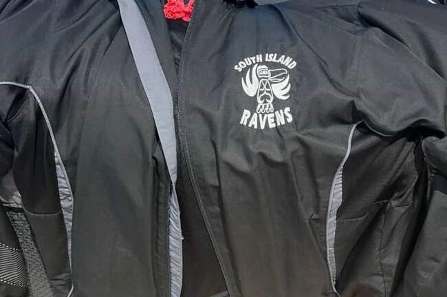 Skates, other hockey gear stolen from B.C. team for players with developmental disabilities