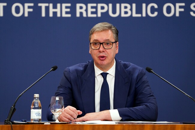 Vučić danas sa ministrom za parlamentarne odnose Italije Lukom Cirijanijem