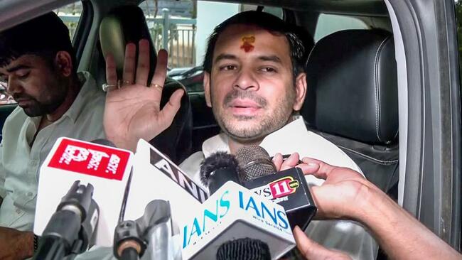 Tej Pratap’s airport meet with BJP MP Ravi Kishan sparks speculation