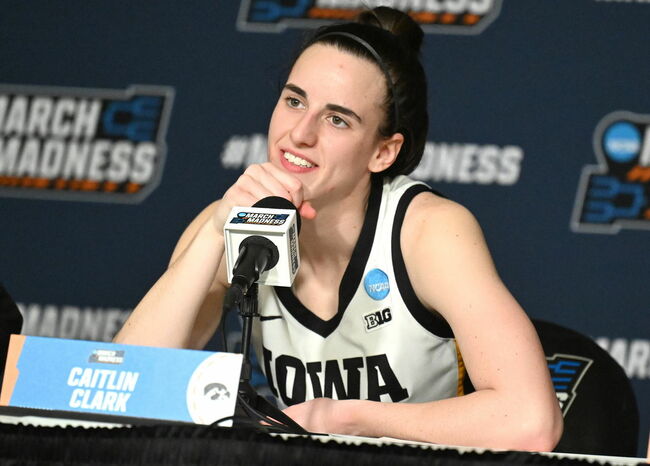 Caitlin Clark Sends 3-Word Message to Former Iowa Teammate After Record-Breaking Win