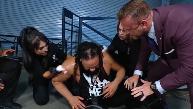 3 Clear signs 28-year-old WWE RAW star is Jacob Fatu’s mystery attacker