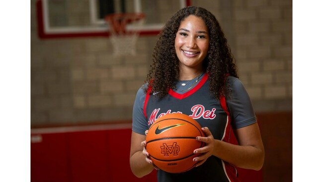 Mater Dei basketball standout Kaeli Wynn to miss season due to knee injury