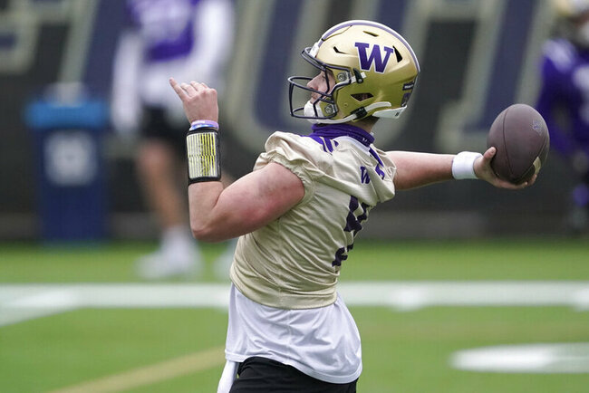 Washington QB competition open as spring practice nears end