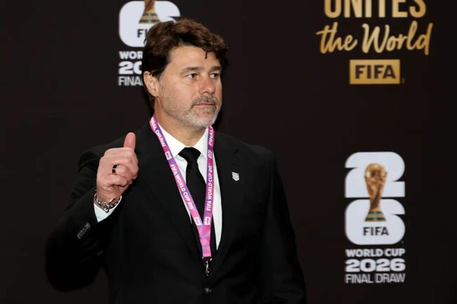 Mauricio Pochettino pushes back on Alexi Lalas’ notion that US must advance from World Cup group