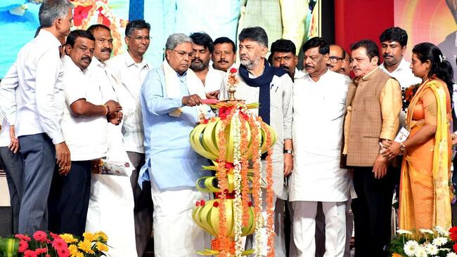 Guarantee schemes implemented to achieve equality, says Siddaramaiah