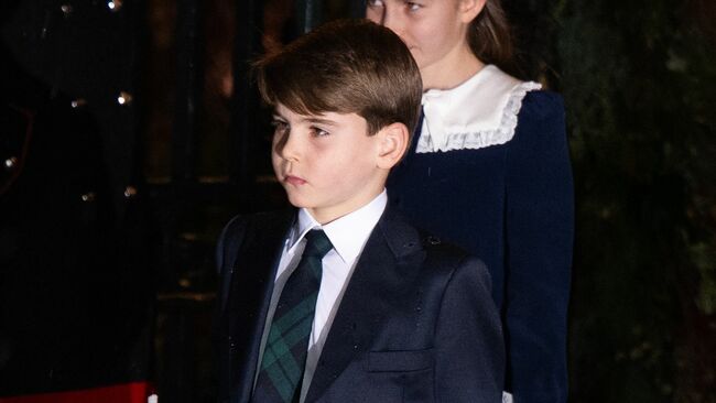 Prince Louis’ handwriting is so grown up in photo captured at Christmas carol service