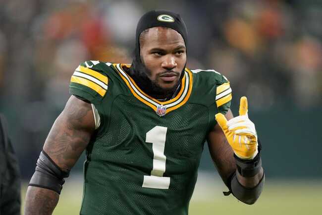 Micah Parsons takes shot at referees over their unfair treatment following him from Dallas to Green Bay