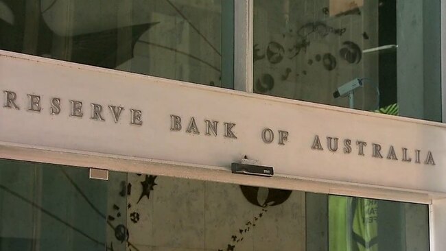 RBA keeps rates on hold heading into the holidays