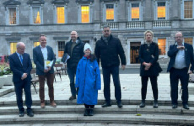 Teenage disability rights advocate begins 50 hour sleep-out protest during Storm Bram