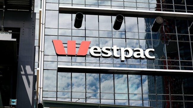 Thousands of customers hit by Westpac banking outage