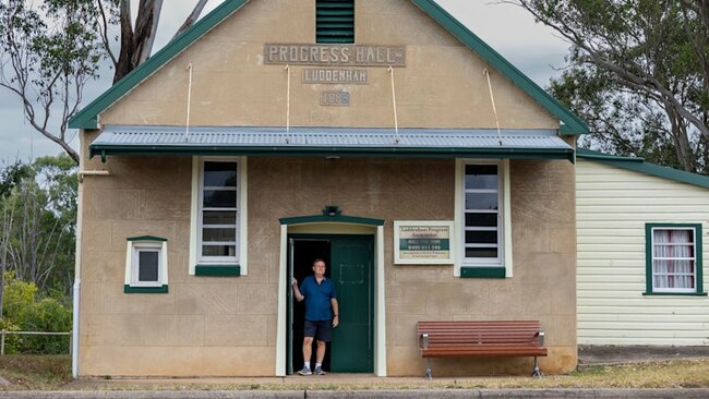 Next door to the new Sydney airport is a village residents fear will soon cease to exist