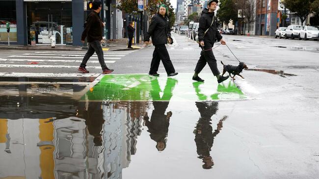 Heavy rain, high tides cause flooding along stretch of Northern California