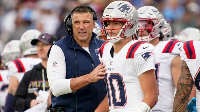 NFL Writer Picks Drake Maye, Mike Vrabel For MVP, Coach Of The Year Awards