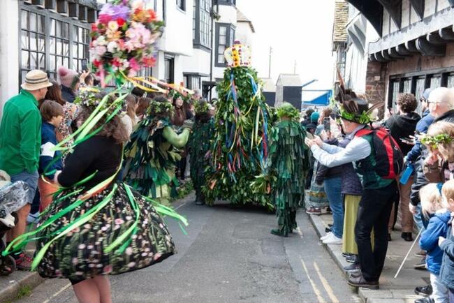 Hastings Jack in the Green holding Volunteers Evening