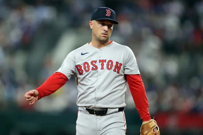 Alex Bregman’s Father Sends Emotional Message After Cubs Signing as Red Sox Pivot to Problematic 2X All-Star